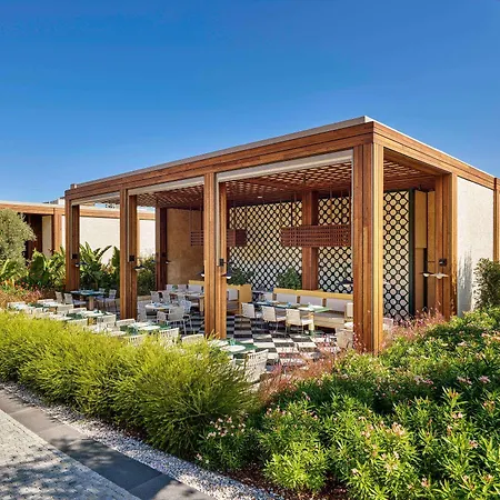 Voyage Complex 5*